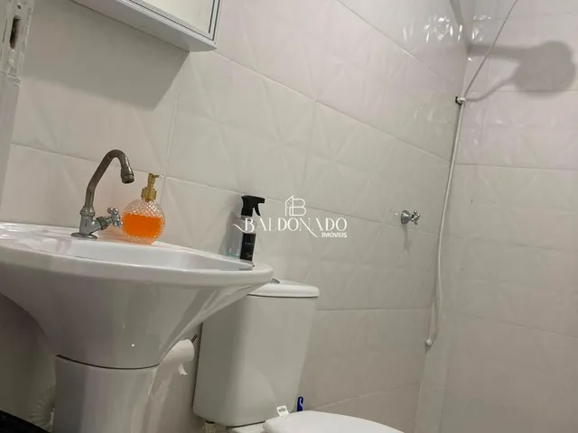 Imagem 2: Sobrado com 2 Suítes Kitnet Independente em Meio à Natureza