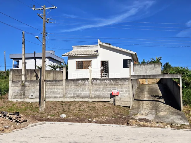 Imagem: Casa de laje e escriturada pronta para financiar