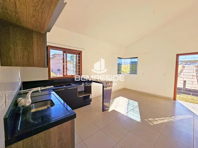 Imagem 10: Casa de laje e escriturada pronta para financiar no bairro Encruzo em Jaguaruna