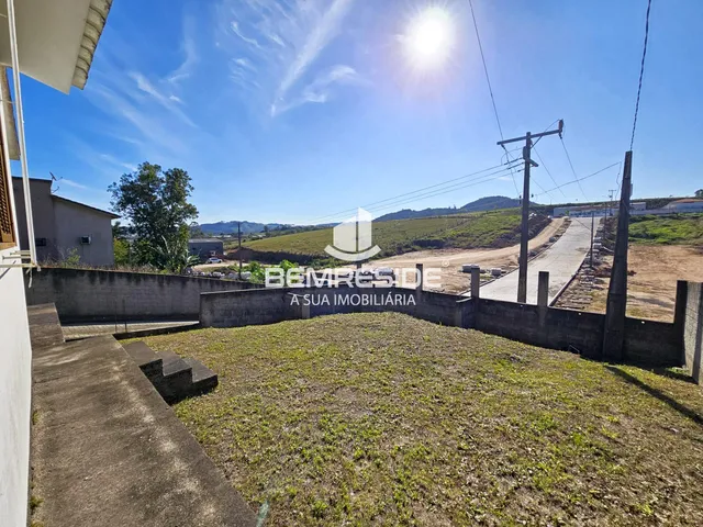 Imagem 7: Casa de laje e escriturada pronta para financiar no bairro Encruzo em Jaguaruna