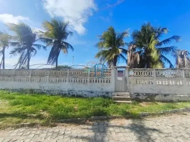Imagem 2: Casa com Piscina e Terreno de 1.150 M² - Excelente para Reforma e Investimento em Tibau