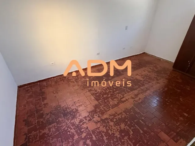 Imagem 15: Casa para alugar 3 Qtos - Jardim América - Goiânia - 100m²