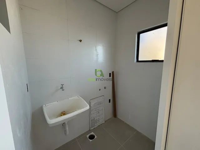 Imagem 2: Sobrado com 3 Dormitórios de Alto Padrão na Nova Palhoça