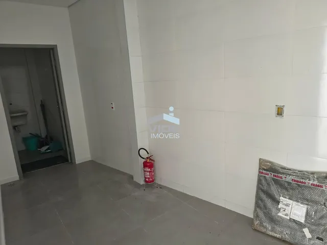 Imagem 3: Salão Comercial para Locação no Cambuí, Campinas-Sp: 4 Salas, 4 Banheiros, 3 Vagas de Garagem, 190M² de Área!