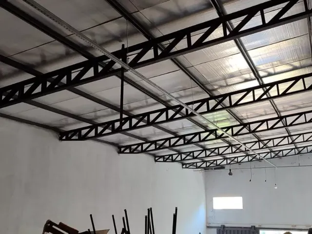 Imagem 4: Barracão, localização central para Distribuidor, Araés, Cuiabá