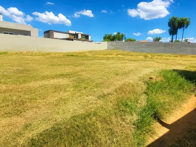Imagem: Terreno À Venda - Condomínio Terras da