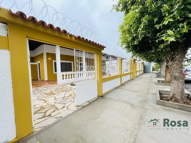 Imagem: Casa Comercial com 2 terrenos para venda