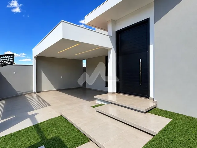 Imagem: Casa à venda, com piscina e planejados