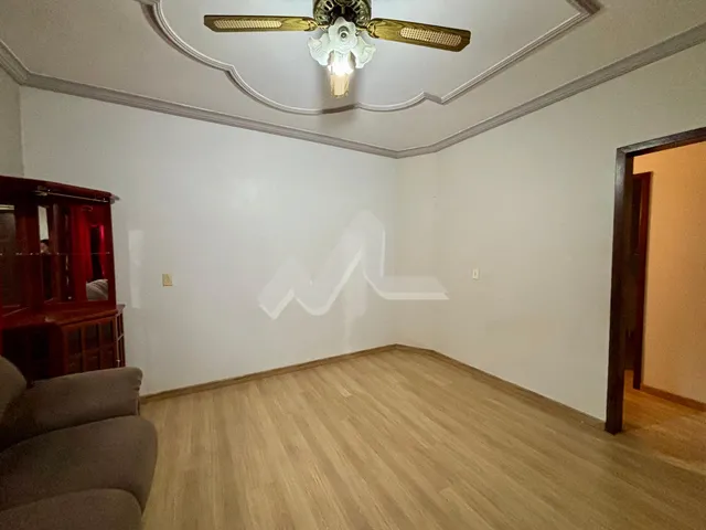 Imagem 10: Casa à venda no Jardim Porto Alegre com 137 m² de área construída e 311 m² de