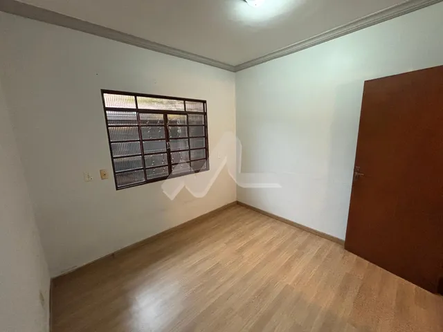 Imagem 14: Casa à venda no Jardim Porto Alegre com 137 m² de área construída e 311 m² de
