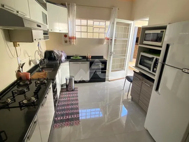 Imagem 15: Casa com 3 dormitórios à venda,258.50 m², Residencial Santa Clara 4, TOLEDO - PR