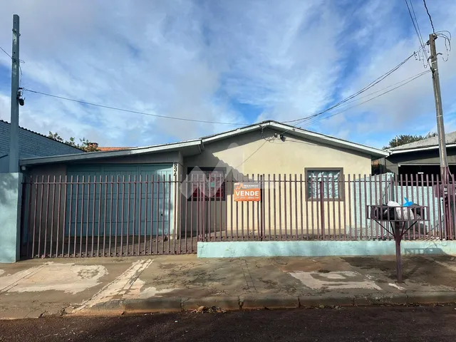 Imagem: Casa na Vila Pioneiro com 02 Quartos e Sobre