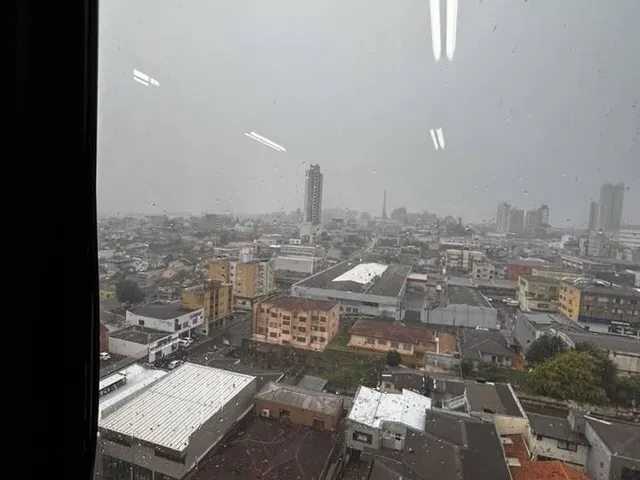 Imagem 6: Salas Comerciais, Centro - Guarapuava