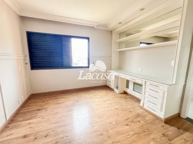 Imagem 4: Apartamento Apartamento com 4 dormitórios