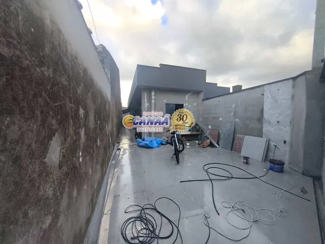 Imagem 3: Casa com Piscina À Venda em Mongaguá-Sp -Lado Praia!