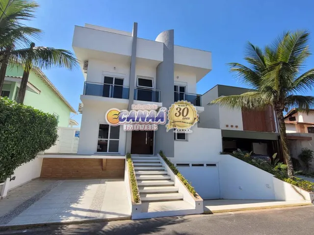 Imagem: Casa de Alto Padrão com Piscina em Condomínio