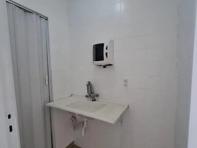 Imagem 14: Scs Quadra 01 - Edifício Jk - Locação Sala com Aproximadamente 48M² Úteis, Vão Livre, Copa e Banheiro
