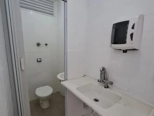 Imagem 2: Scs Quadra 01 - Edifício Jk - Locação Sala com Aproximadamente 48M² Úteis, Vão Livre, Copa e Banheiro