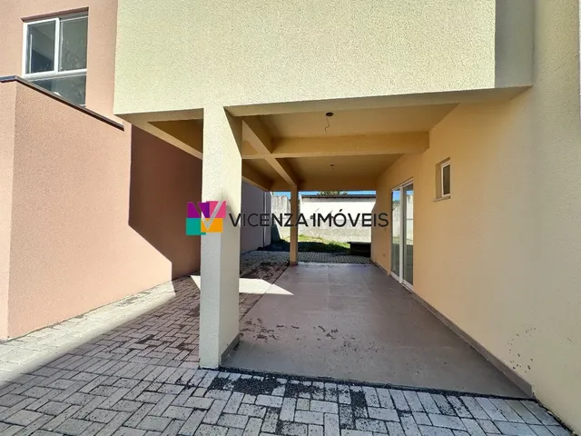 Imagem 2: Casa em Condomínio Fechado Á Venda, em Balneário Piçarras/Sc