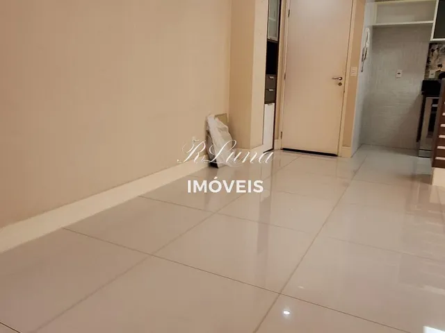 Imagem 6: Apartamento Padrão em Alphaville para Venda com 2 Quartos em Barueri- Sp