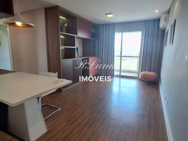 Imagem: O apartamento possui 3 Dormitórios, 1 Suíte, 3 Banheiros,