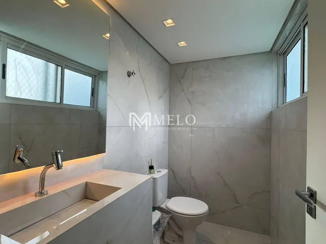 Imagem 4: OPORTUNIDADE- Aluga-se Apt. com 162 m², 4 Quartos, 3 Suítes, 5 Banheiros, 4 Vagas