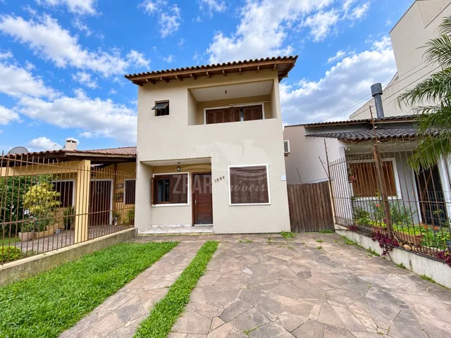 Imagem: Casa à venda em Porto Alegre-RS, bairro