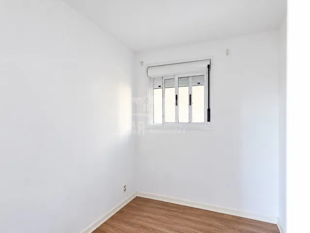 Imagem 2: Apartamento À Venda em Porto Alegre-Rs, 3 Quartos, 1 Banheiro, 1 Vaga na Hípica - 60M² de Conforto e Qualidade!