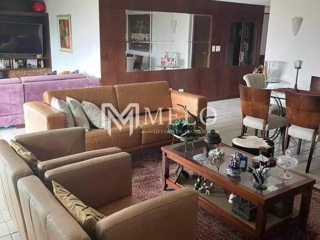 Imagem 4: Exclusividade na Ilha do Retiro - Apt. com 220m², 4 Quartos, 2 Suítes, 3 VAGAS - R$ 2,2