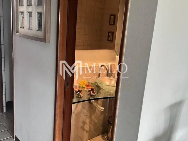 Imagem 13: Exclusividade na Ilha do Retiro - Apt. com 220m², 4 Quartos, 2 Suítes, 3 VAGAS - R$ 2,2