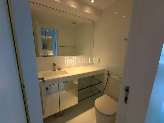 Imagem 4: OPORTUNIDADE Vende-se Apt com 247m², com 3 Suítes + Closet com Hidromassagem, 3 VAGAS