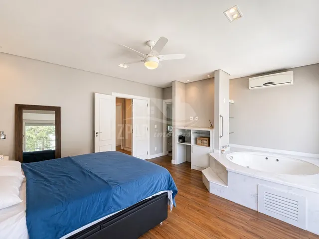 Imagem 7: Casa em Condomínio na Hípica, Porto Alegre-Rs: 3 Quartos, 3 Suítes, 4 Banheiros, 3 Vagas, 243 M²