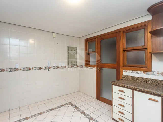 Imagem 10: Apartamento À Venda em Porto Alegre - Bairro Ipanema: 3 Quartos, 3 Banheiros, 2 Vagas, 143M² de Área!