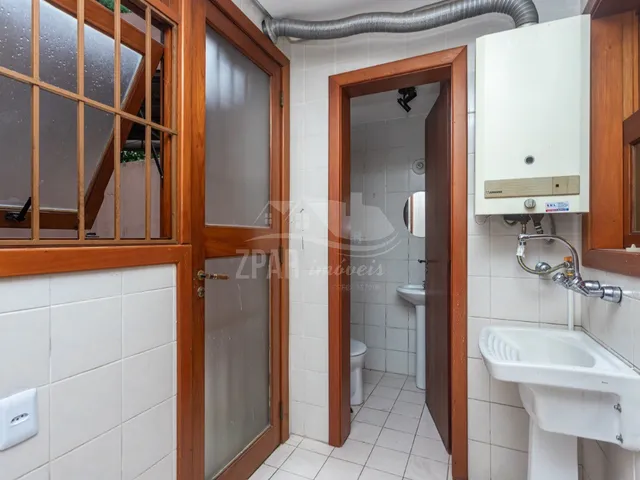 Imagem 3: Apartamento À Venda em Porto Alegre - Bairro Ipanema: 3 Quartos, 3 Banheiros, 2 Vagas, 143M² de Área!