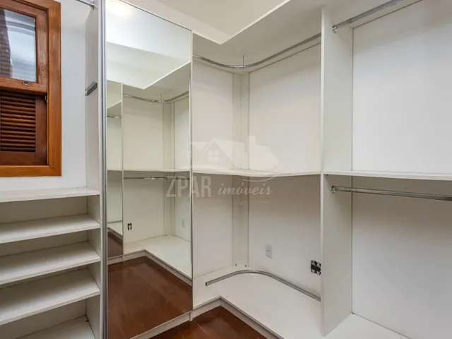 Imagem 11: Apartamento À Venda em Porto Alegre - Bairro Ipanema: 3 Quartos, 3 Banheiros, 2 Vagas, 143M² de Área!