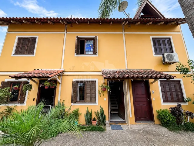 Imagem: Casa em Condomínio À Venda em Porto Alegre-Rs