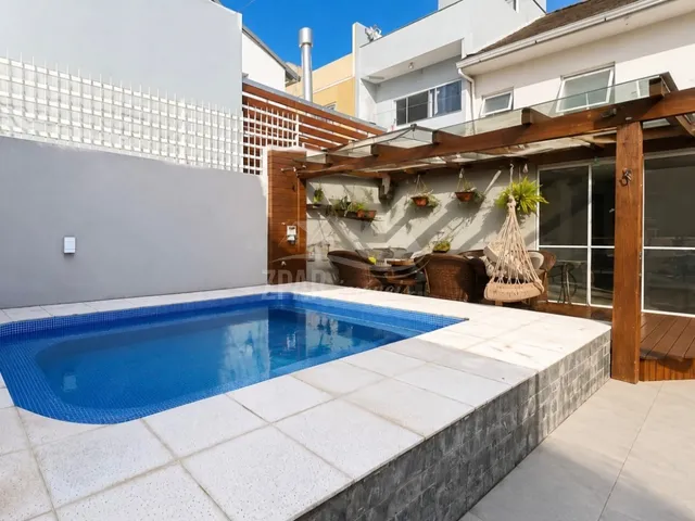 Imagem 2: 0 Casa com 4 dormitórios