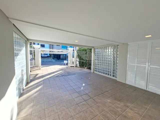 Imagem 15: Casa com 4 suítes e piscina à venda no Espírito Santo
