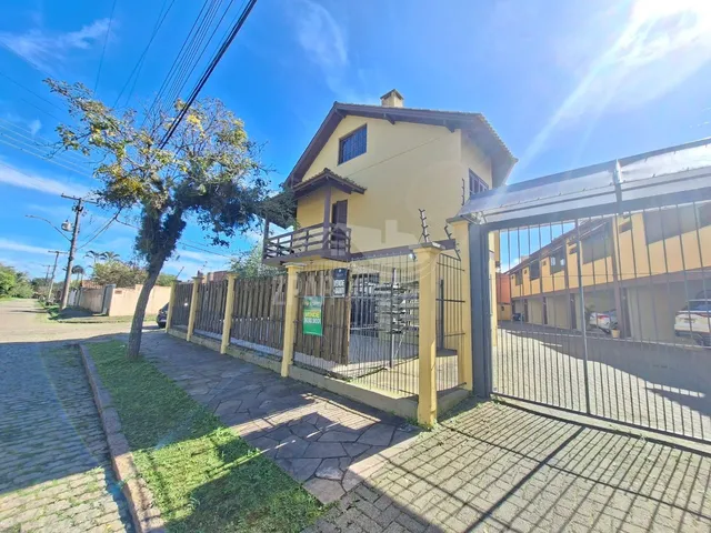 Imagem 4: Casa com 3 dormitórios, suíte e lareira à venda