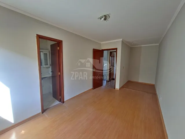 Imagem 11: Casa com 3 dormitórios, suíte e lareira à venda