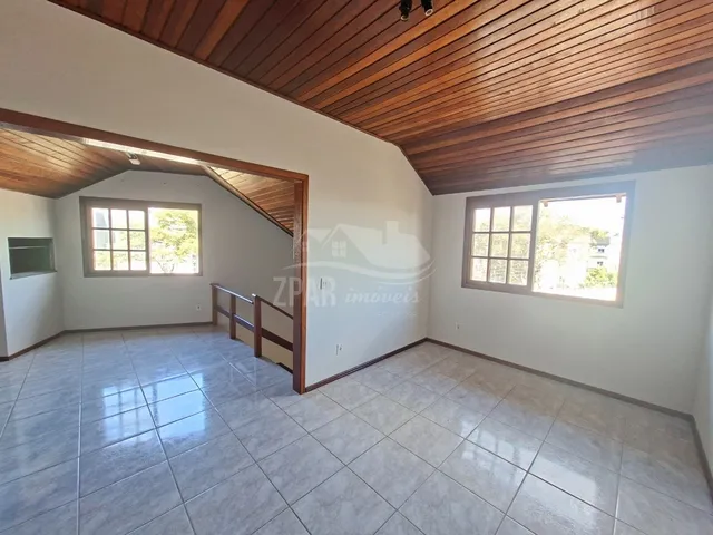 Imagem 15: Casa com 3 dormitórios, suíte e lareira à venda