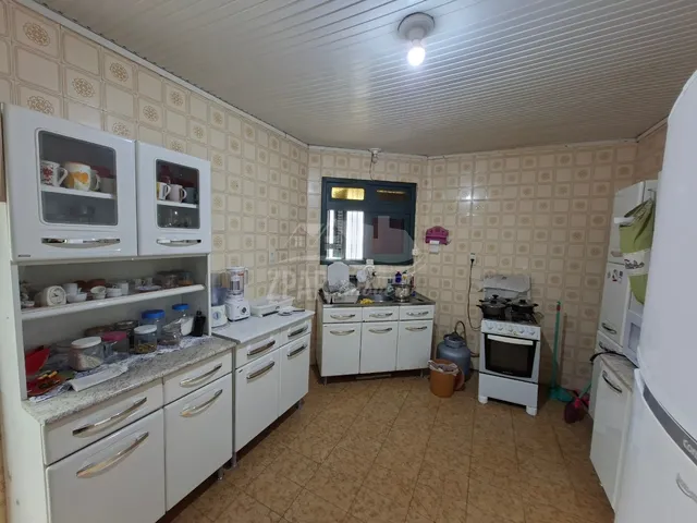 Imagem 7: Casa À Venda em Porto Alegre-Rs, Bairro Aberta dos Morros, 3 Quartos, 1 Suíte, 2 Salas, 3 Banheiros, 5 Vagas, 250M²