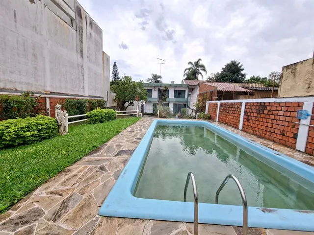 Imagem 15: Casa À Venda em Porto Alegre-Rs, Bairro Aberta dos Morros, 3 Quartos, 1 Suíte, 2 Salas, 3 Banheiros, 5 Vagas, 250M²