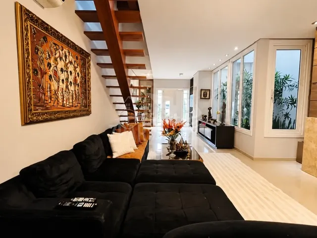Imagem 8: Casa À Venda na Hípica, Porto Alegre-Rs: 3 Quartos, 1 Suíte, 125M² de Área. Aproveite Essa Oportunidade!