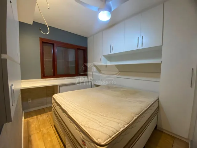 Imagem 12: Imperdível! Casa à venda em Porto Alegre-RS, bairro Hípica, com 4 quartos, 2 banheiros