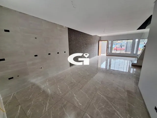 Imagem: Sobrado novo à venda no Pinheirinho com