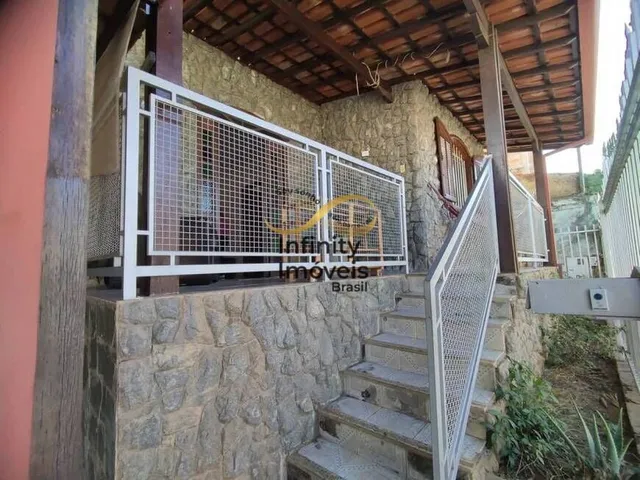 Imagem: Casa à venda no bairro Santa Terezinha