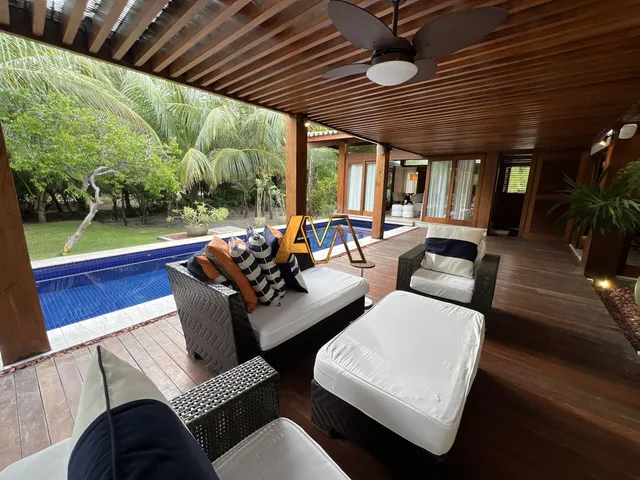 Imagem: Casa 5 Quartos em Piscinas Naturais