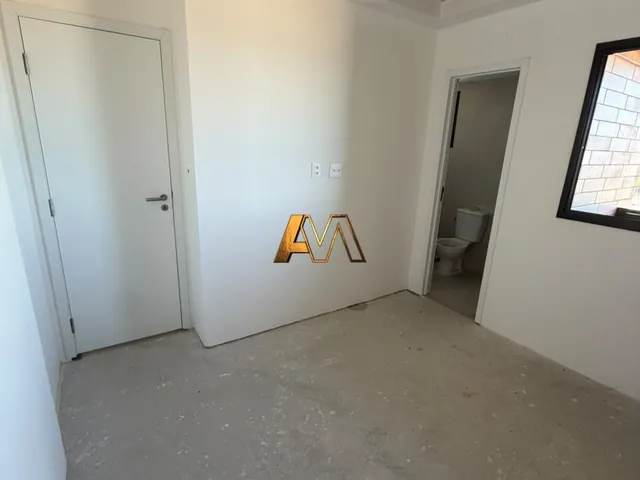 Imagem 13: Apartamento 2/4 Sendo 1 Suíte em Pituaçu