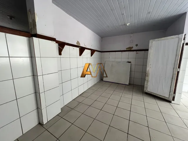 Imagem: Prédio À Venda no Bairro Uruguai - Salvador/Ba